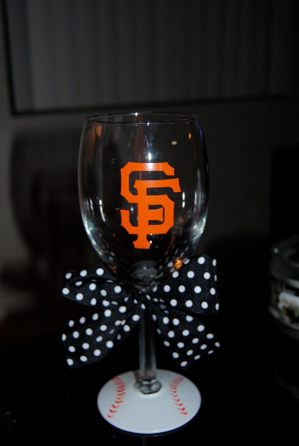 San Fan Giants Wine Glass