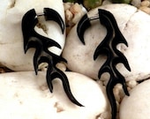 Horn Earrings -- SPRING SALE -- 1 Pair Organic Fake Gauge Earrings - Tribal Flame Dangles - Carved Buffalo Horn - (By Fake Gauge Organics)