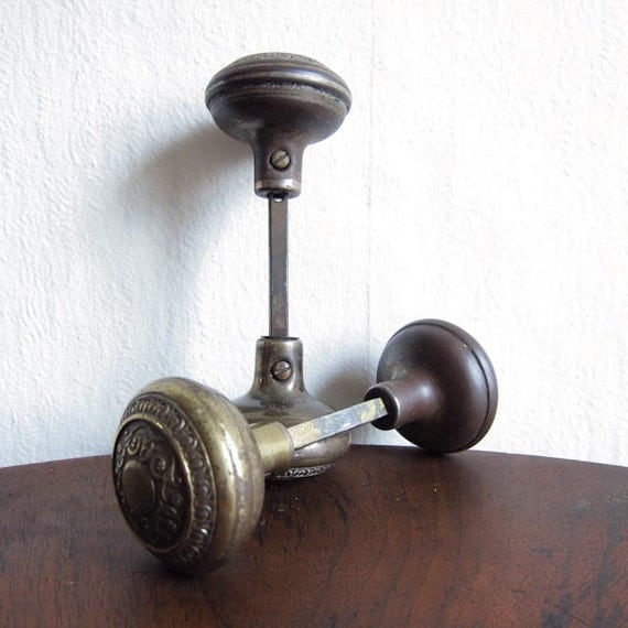 Vintage Doorknobs, Antique Doorknobs, Victorian Doornknobs, Brass, Gold, Metal, Ornate, Industrial, Farmhouse, Shabby Chic