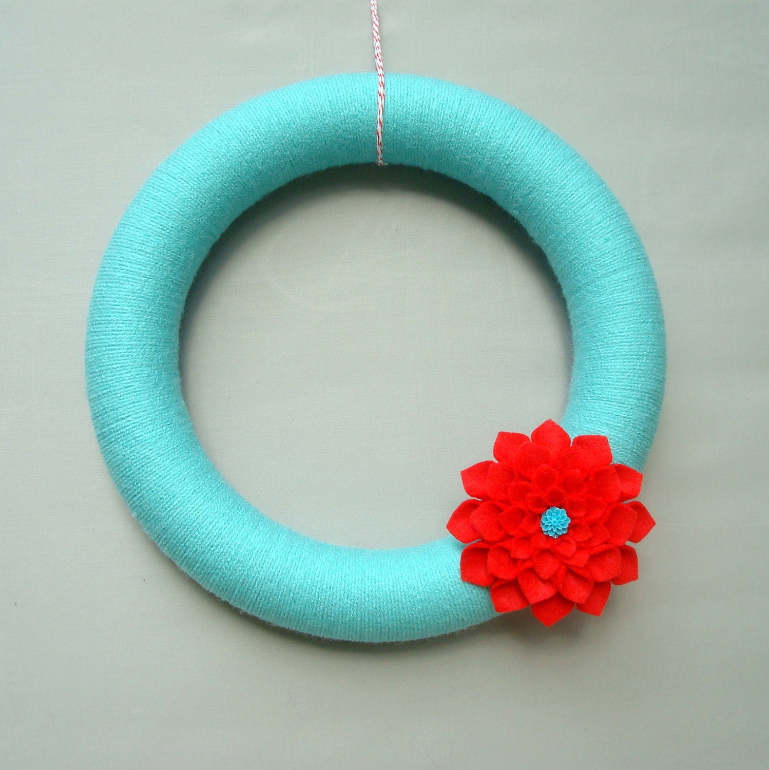Turquoise Yarn Wreath. Summer Decor. Modern Door Wreath, Aqua, Turquoise, Red, Dahlia Felt Flower, Heartfelt Yarn Wreaths