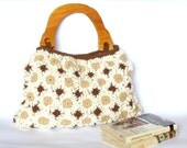 Crochet flower handbag in natural colors with wooden handles, crochet bag, purse, tote bag