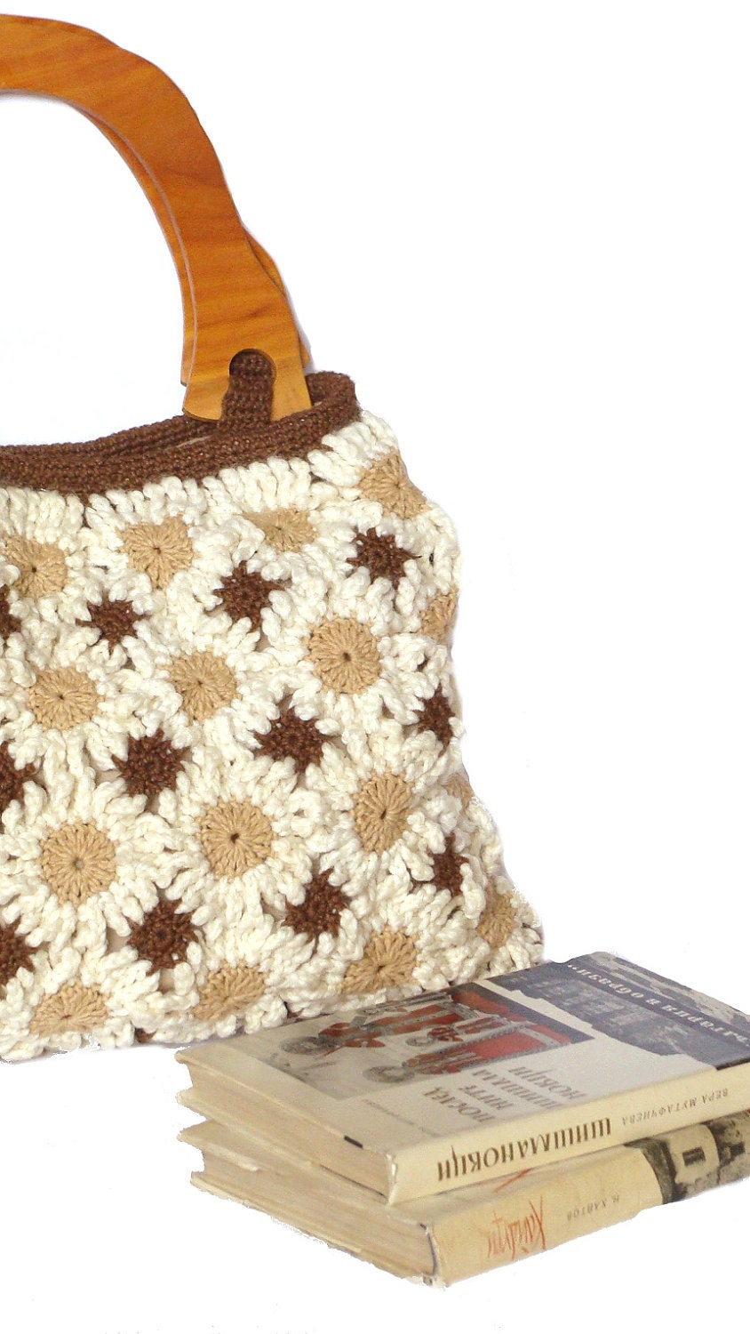 Crochet flower handbag in natural colors with wooden handles, crochet bag, purse, tote bag