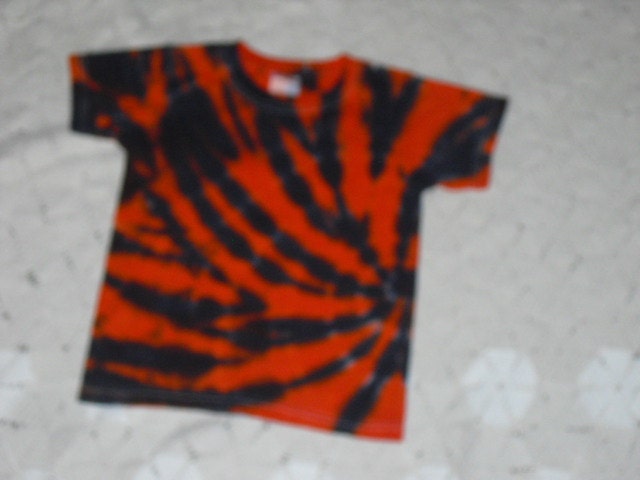 Tie dye youth Extra Small shirt in black and orange swirl- INSTANT Halloween Costume idea included