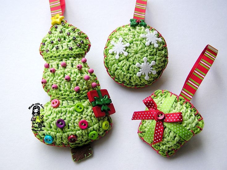 Christmas tree decoration - crochet patterns - 3 pieces in one:-)