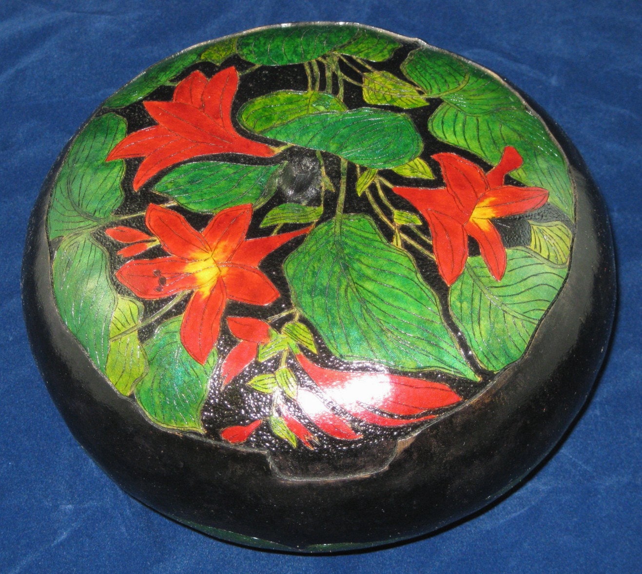 Asian inspired gourd bowl with lid - Lilies and Leaves