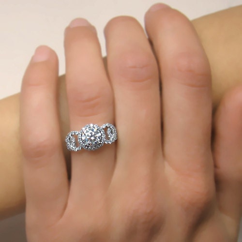 1.00 carats Round Cut Diamond Engagement Ring 14k White Gold
