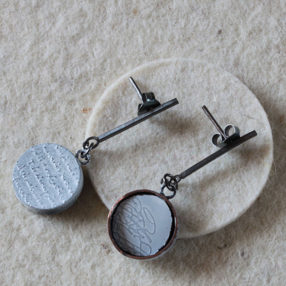 Invisible Sign N2 Earrings