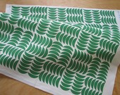 Gwen in Kelly- Original Vintage Inspired Leaf Print Home Decor Fabric Yardage