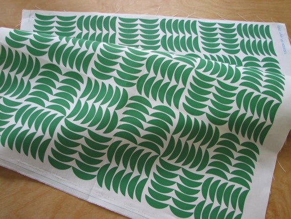 Gwen in Kelly- Original Vintage Inspired Leaf Print Home Decor Fabric Yardage