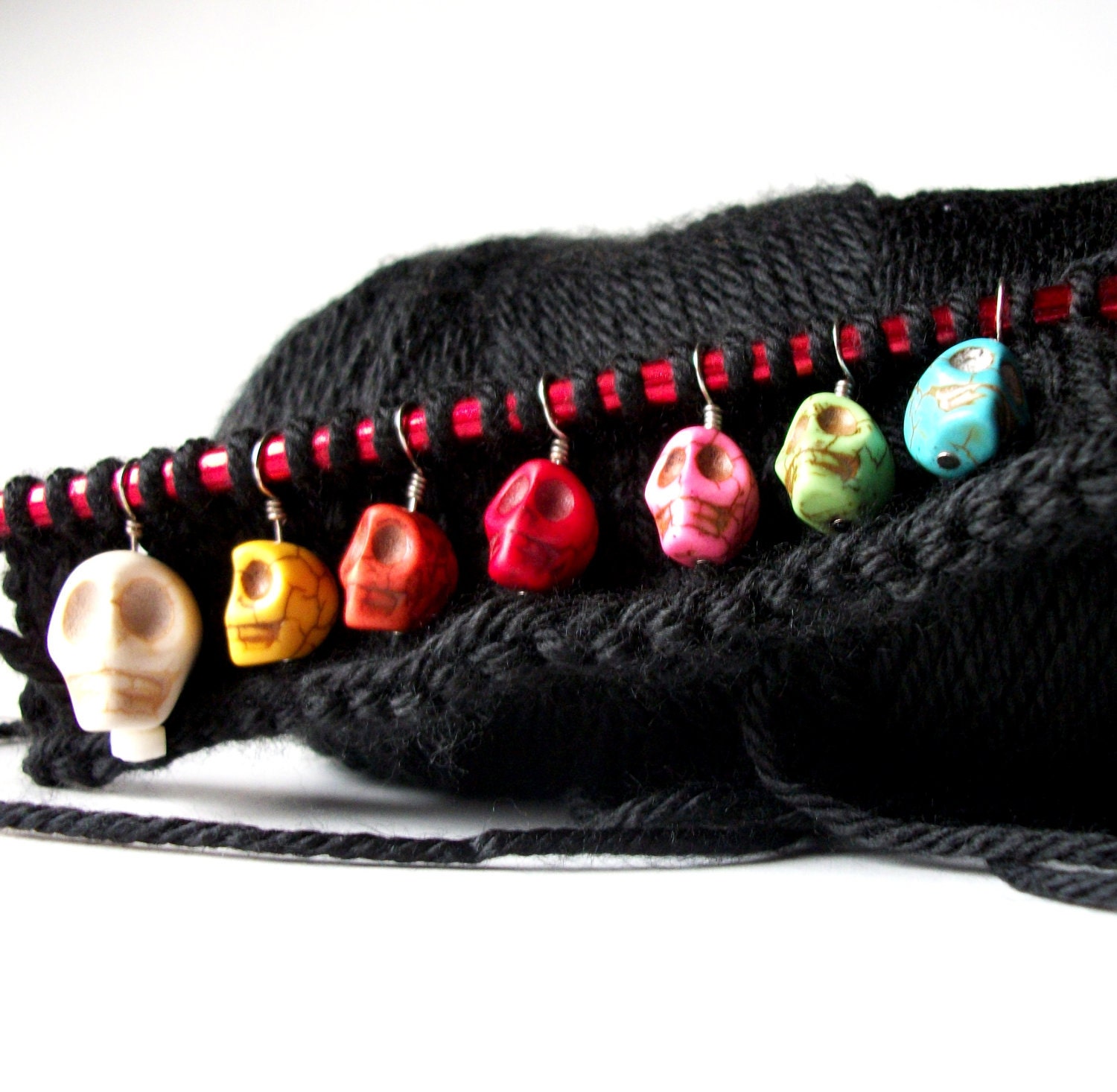 Goth Skulls Knitting Stitch Markers Set of 7 Bone White Skulls Dia de los Muertos Howlite