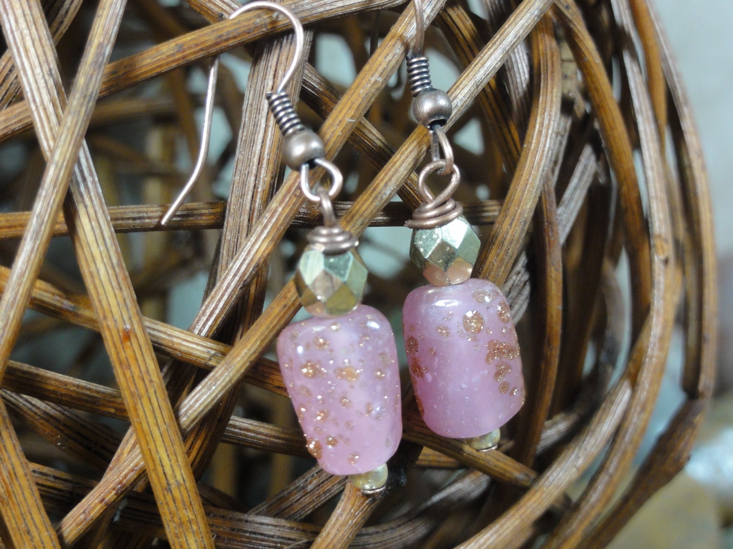 EARRINGS -  Pink Gold Sparkle Glass Bead Dangle Drop Jewelry Earrings - Free Shipping