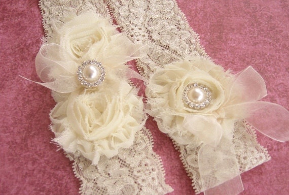 Vintage Bridal Garter Wedding Garter Set Toss Garter included Ivory with Rhinestones and Pearls Custom Wedding colors