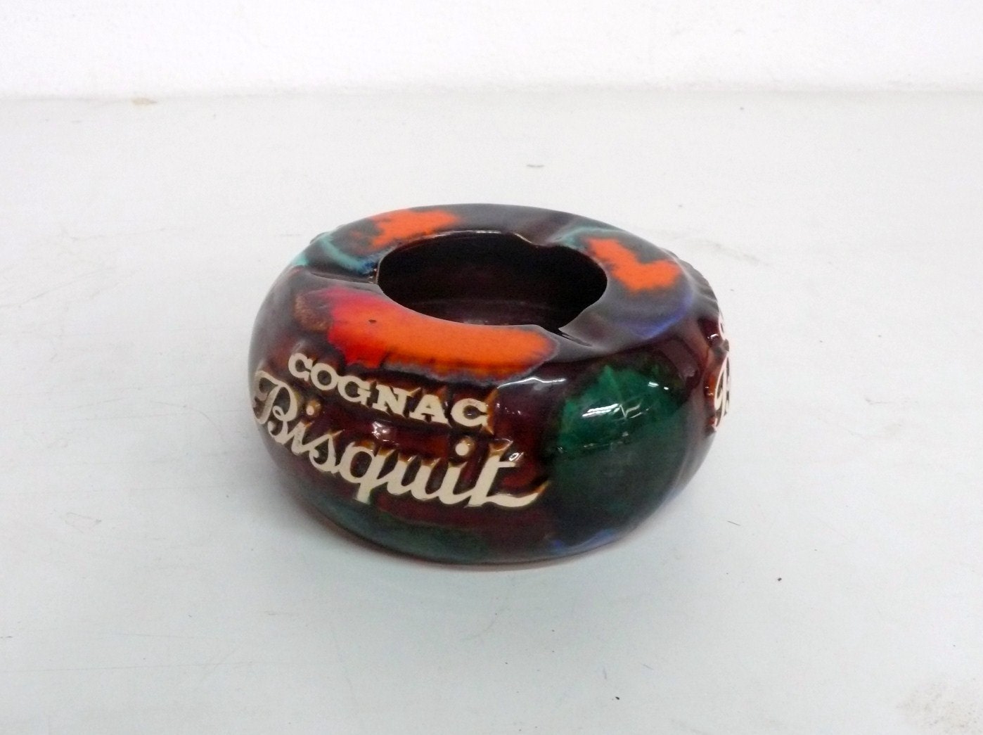 Vintage ceramic ashtray   publicity ricard