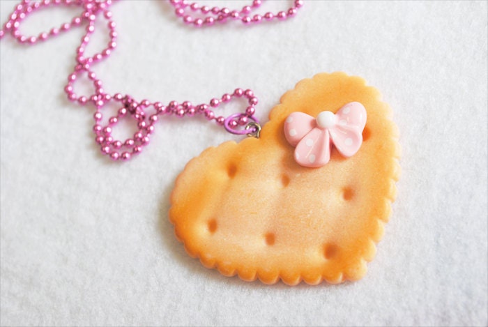 Kawaii Heart Shaped Cookie Necklace, Pink with Bow