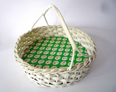 Vintage White Round Tray