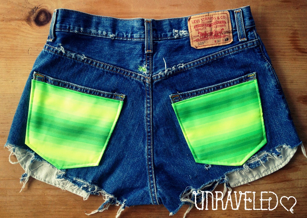 High Waisted Shorts, Levis  (Size MEDIUM to LARGE)