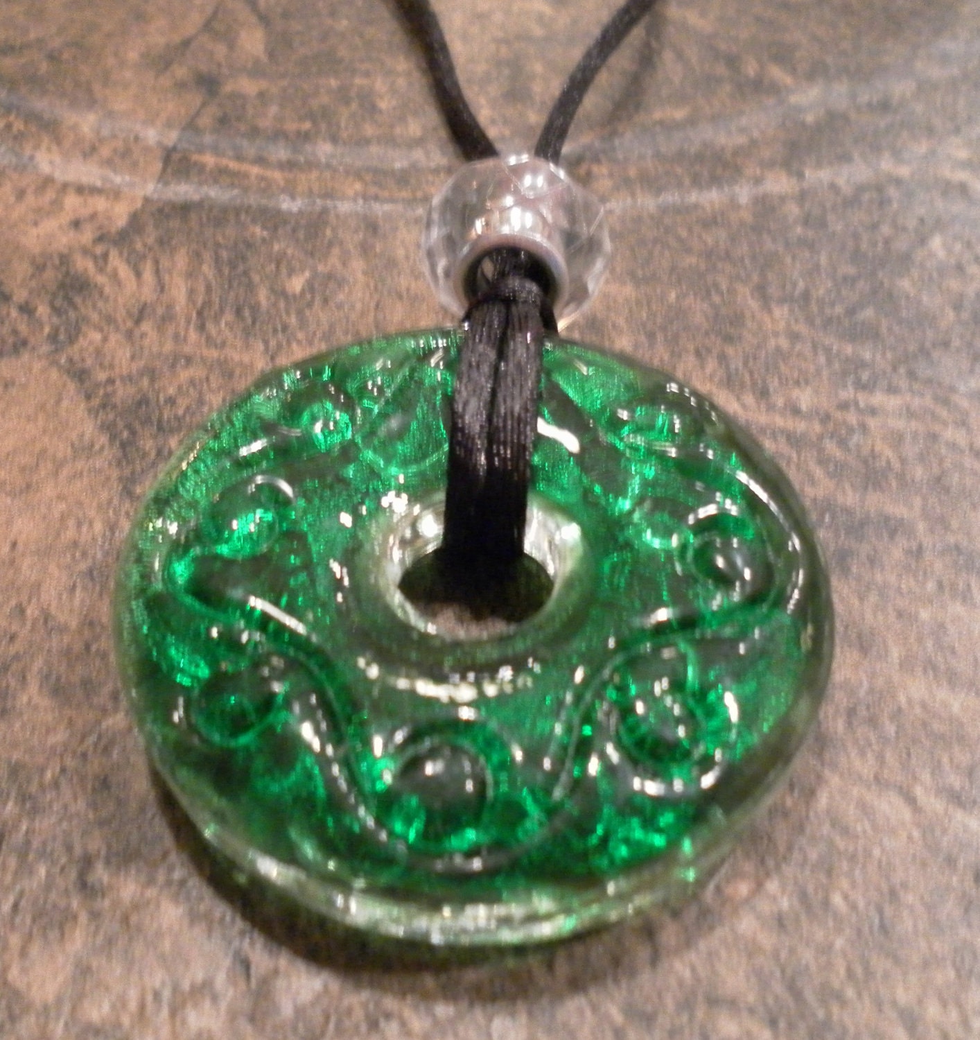 SALE 50% OFF Reversible Zúbky Nursing Breastfeeding Babywearing Necklace for Natural Mamas - Hard Candy Line "Green Apple"