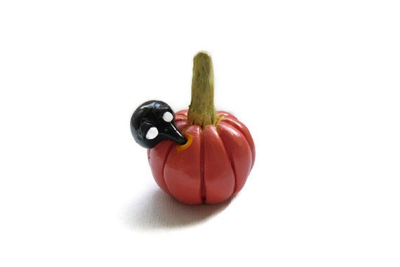 Halloween Pumpkin Decor - The Pumpkin Eater - Polymer Clay Sculpture - Fall Decor - OOAK