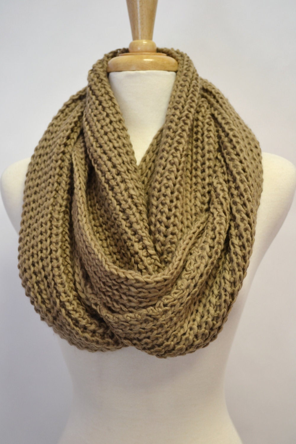 Super Long Chunky Knitted Infinity Circle Loop Winter Fall Scarf  Tan Sage Green Women's Fashion Accessory