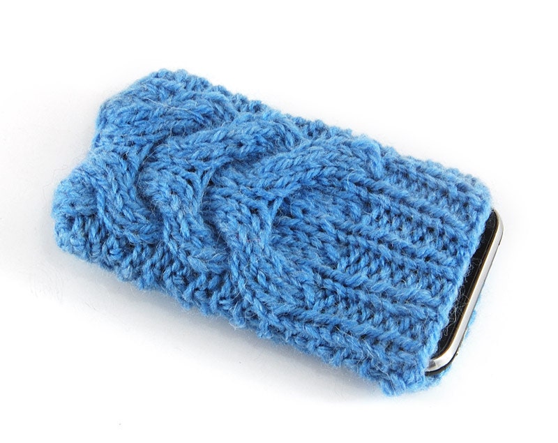 Knitted iPhone Cover. Handknit Phone Cozy with Cable in Sapphire Blue Shade. Knitted iTouch Mp3 iPod Case Cosy