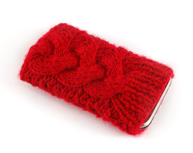 Knitted iPhone Cover. Handknit Phone Cozy with Cable in Bright Red Shade. Knitted iTouch Mp3 iPod Case Cosy