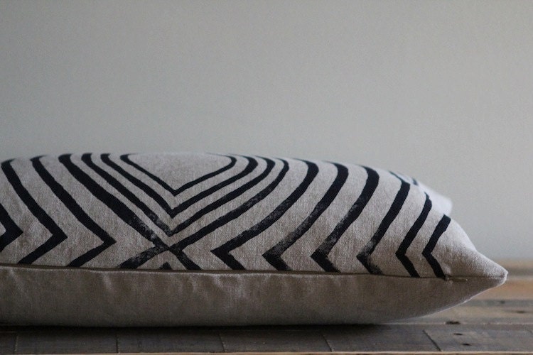 Aya Contour in Indigo hand printed on greige organic hemp pillow cover 12x21
