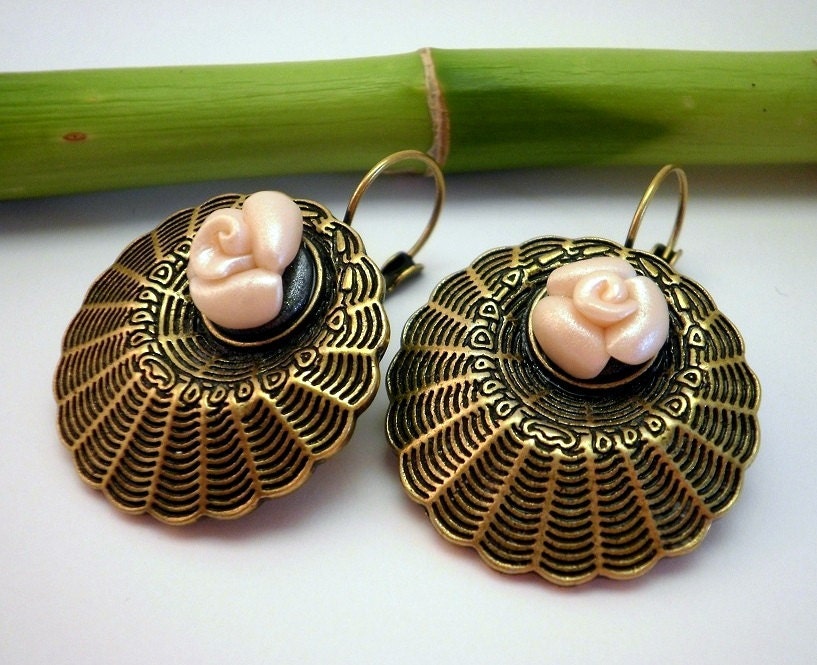 Rose Brass Earrings in White or Black, Vintage Inspired Handmade - Wedding favors, bridesmaid gifts