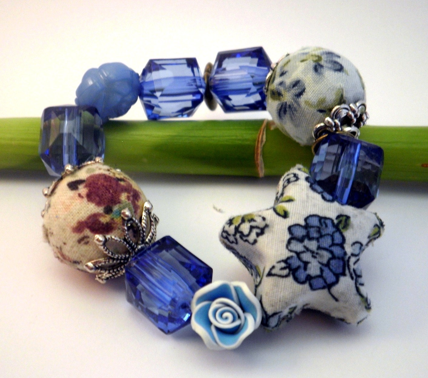 Blue Bubbles Beaded Stretch Bracelet Handmade - SoDreamy Collection Bijotti&Ciciotti
