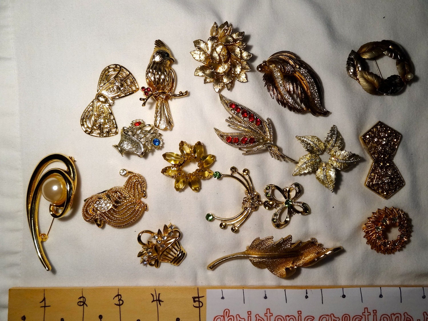 big lot of gold jewelry or destash