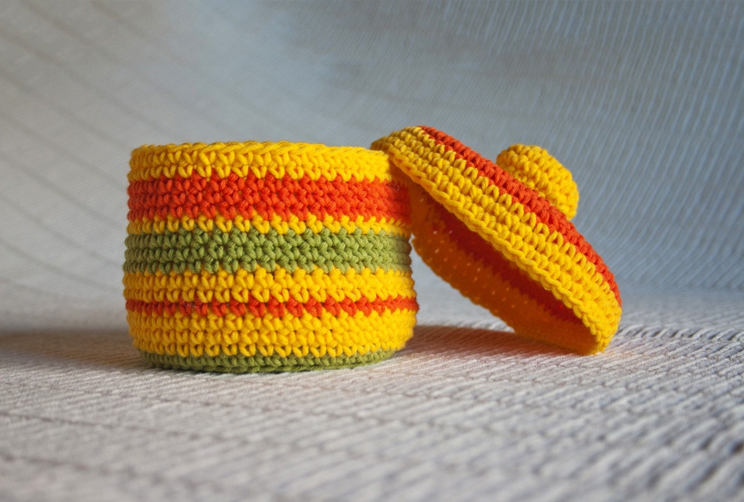 Instant Download - PDF CROCHET PATTERN - Small Box with Lid (Quick and Easy) - Permission to Sell Finished Items