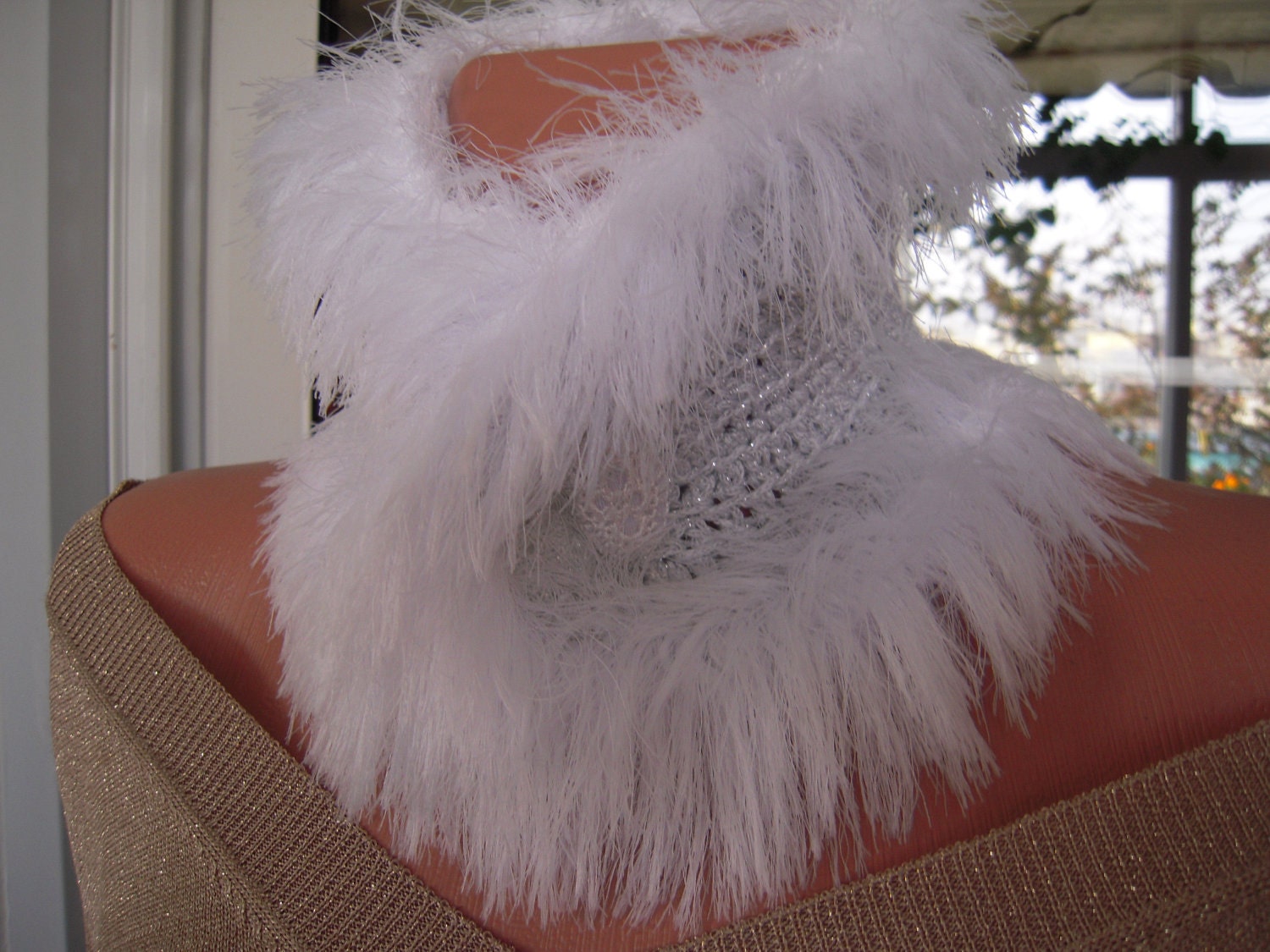 Handmade crochet neckwarmer/cowl bridal in sparkle white with faux fur/marabu