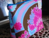Small makeup pouch - great for organizing your purse