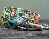 Pretty Paisley Dog Leash