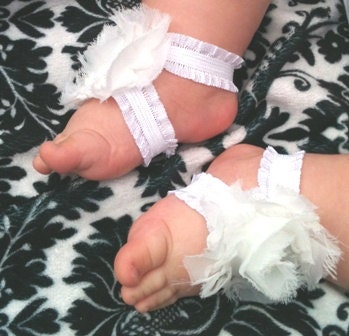 Baby Girl Shabby Shoes Ruffle Elastic Sandals in White spring summer size 0-5 5-12 12-18 months cute fashion adorable unique shower gift