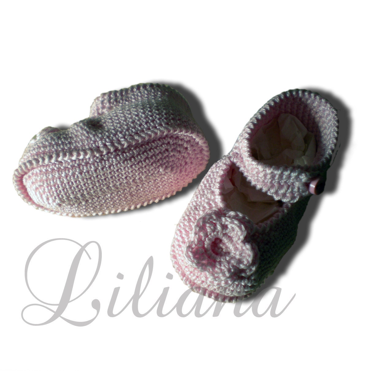 Baby shoes newborn pink crochet handmade booties
