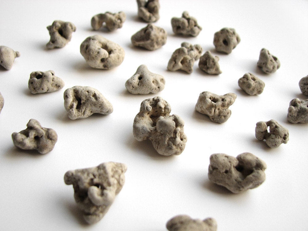 River Pebbles - 27 Beach Rough Beads - Naturally Perforated Holey Stones