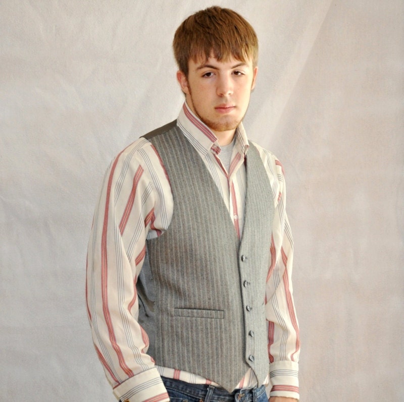 Vintage Men's Long Sleeve Shirt w/French Cuffs Striped Medium 15/33 White Red Gray Black