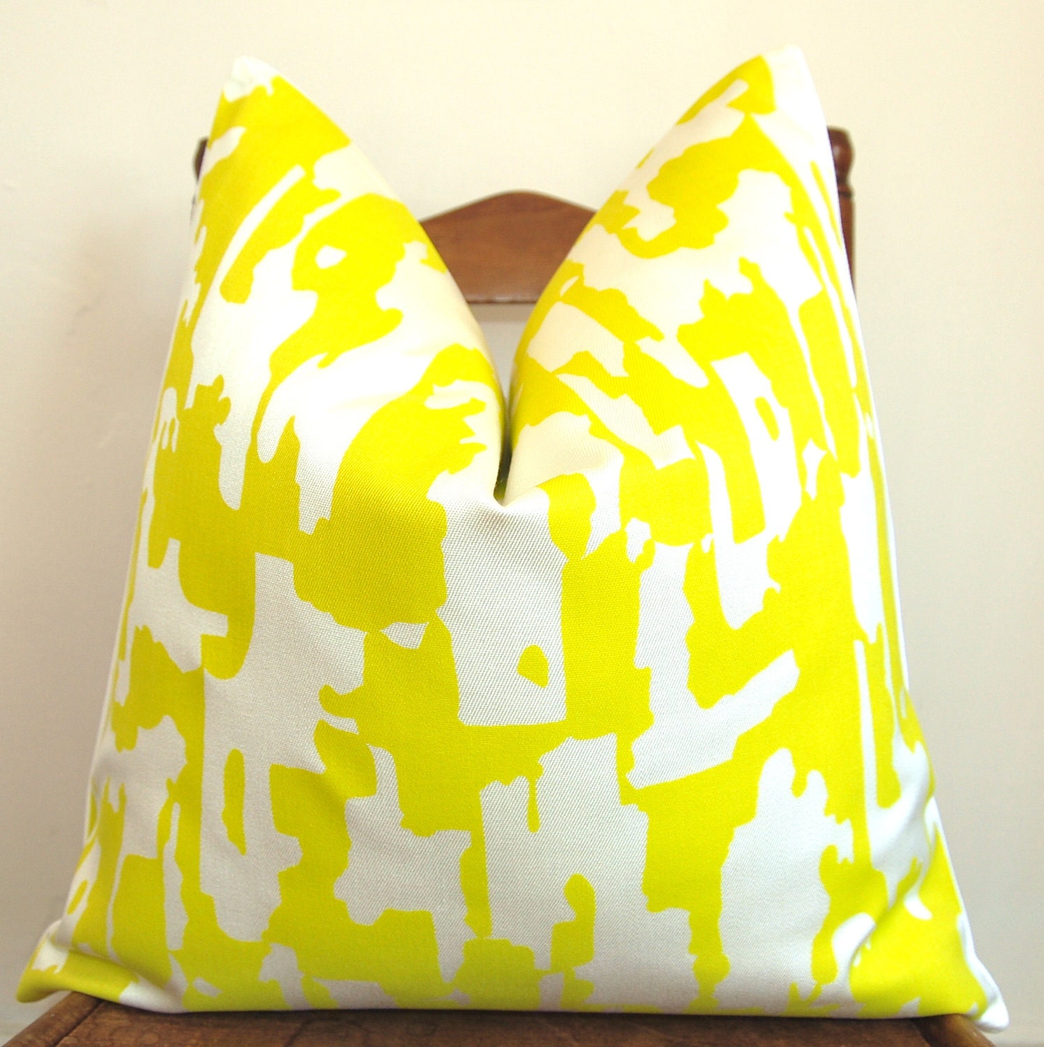 Pillow Cover - Decorative Pillow - Throw Pillow - Trina Turk for Schumacher - Beauty Bark - 20 inch Square - Sulfur - Indoor/Outdoor