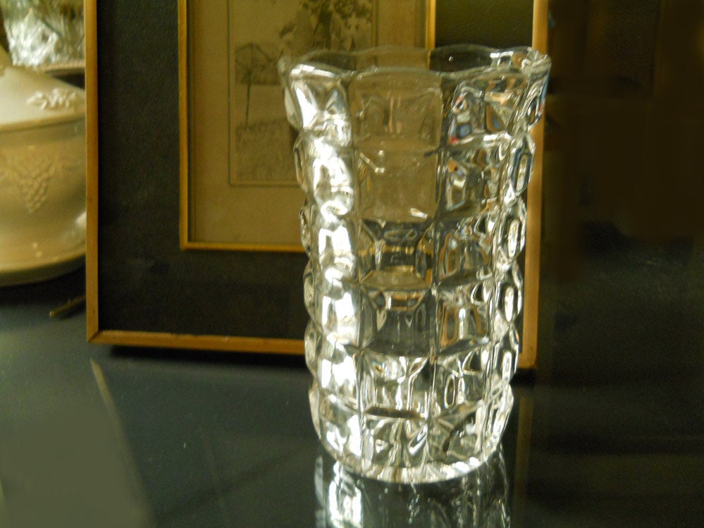 Vintage Retro Thick Glass Vase with 3 Dimensional Squares Bottom Starburst Tiny Bubbles in Glass Home Decor Antiques