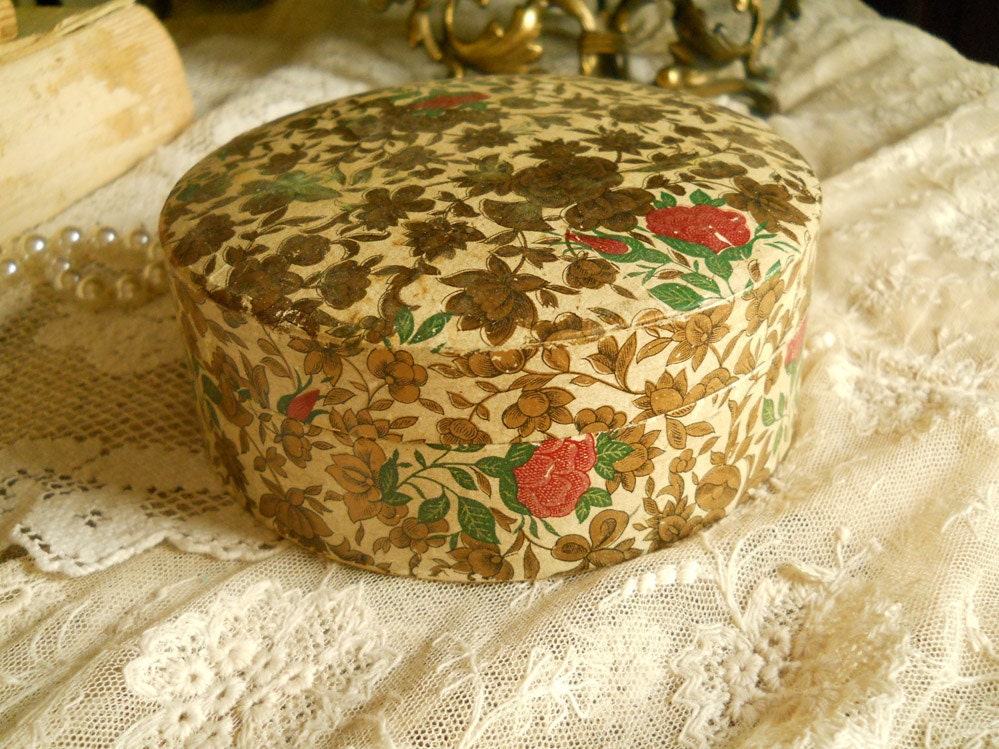 Vintage Paper Mache Coaster in Paper Mache Round Box- Container- Antiques- Collectibles Supplies