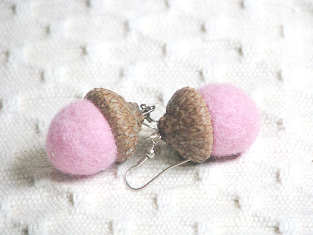 Felted Pink Acorn Earings (made with real acorn caps). Gifts Under 15