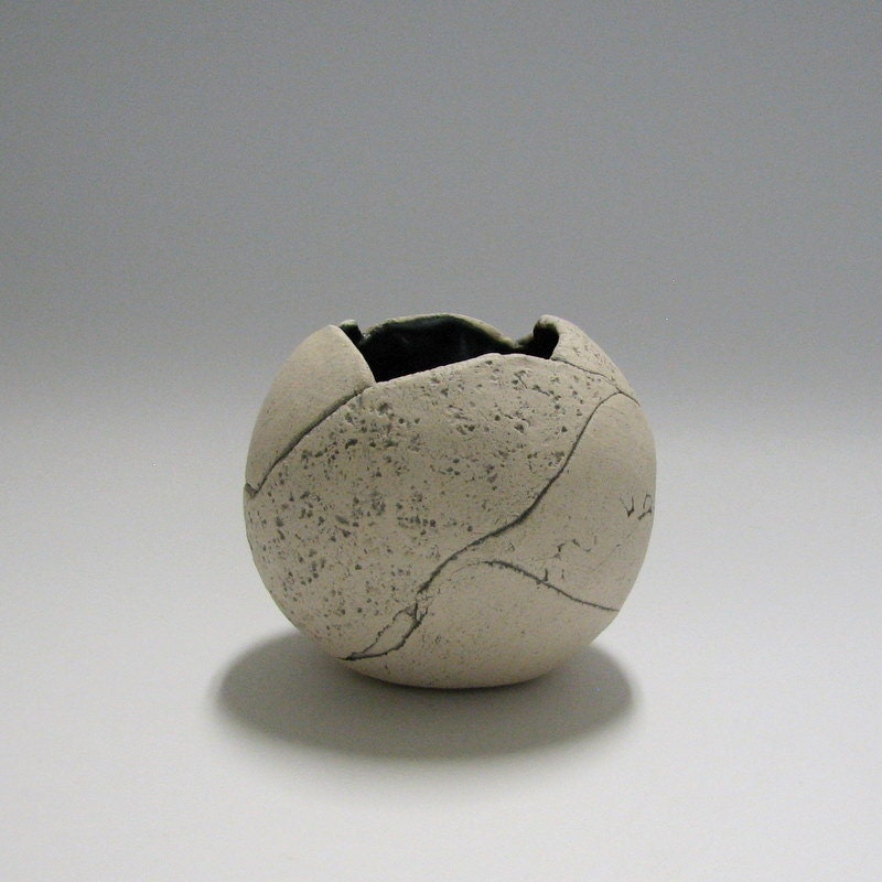 Little sphere succulent and cactus planter - dia 4.2"