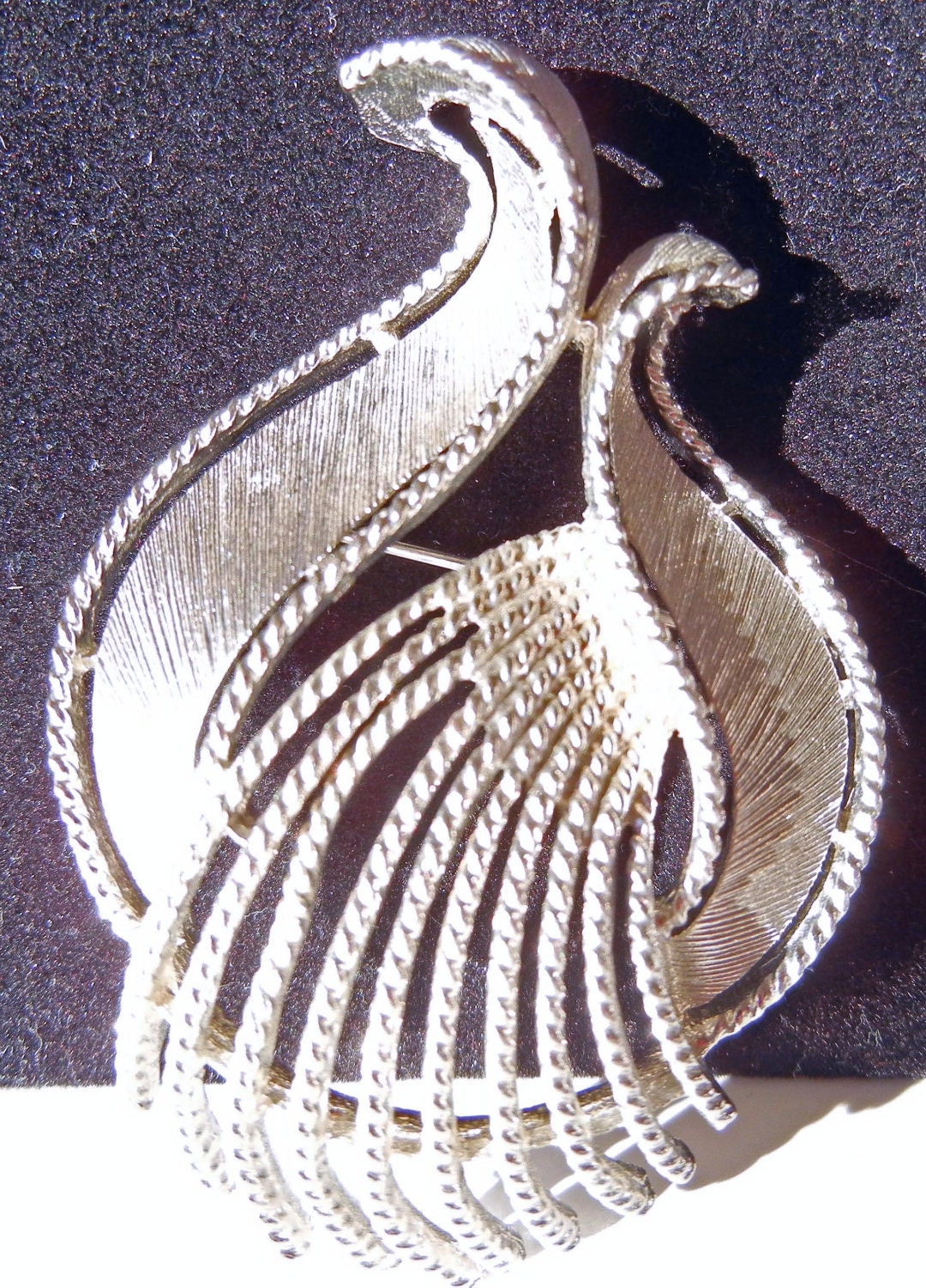 Vintage Lisner Brooch Silver Tone Abstract Waterfall