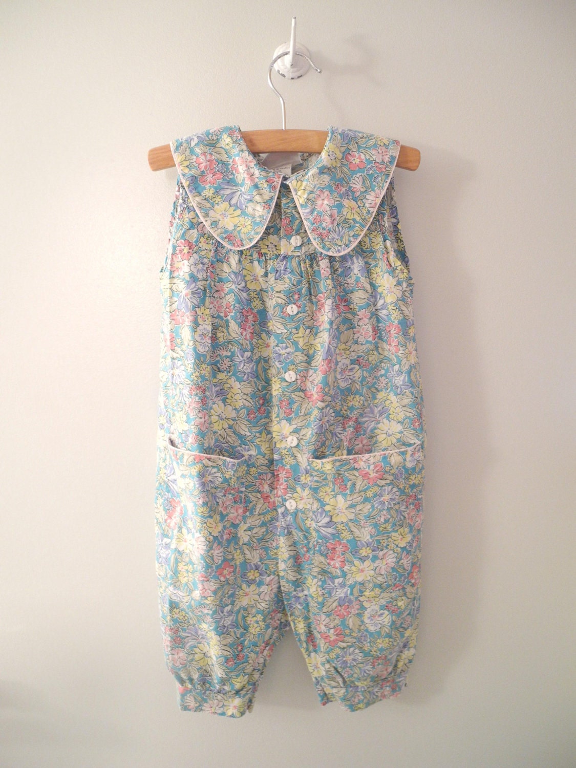 1970's Sleeveless French Floral Romper