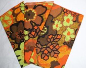 3 Vintage Hedwin "Talk o' the table" cloth napkins - SleepingOrSewing