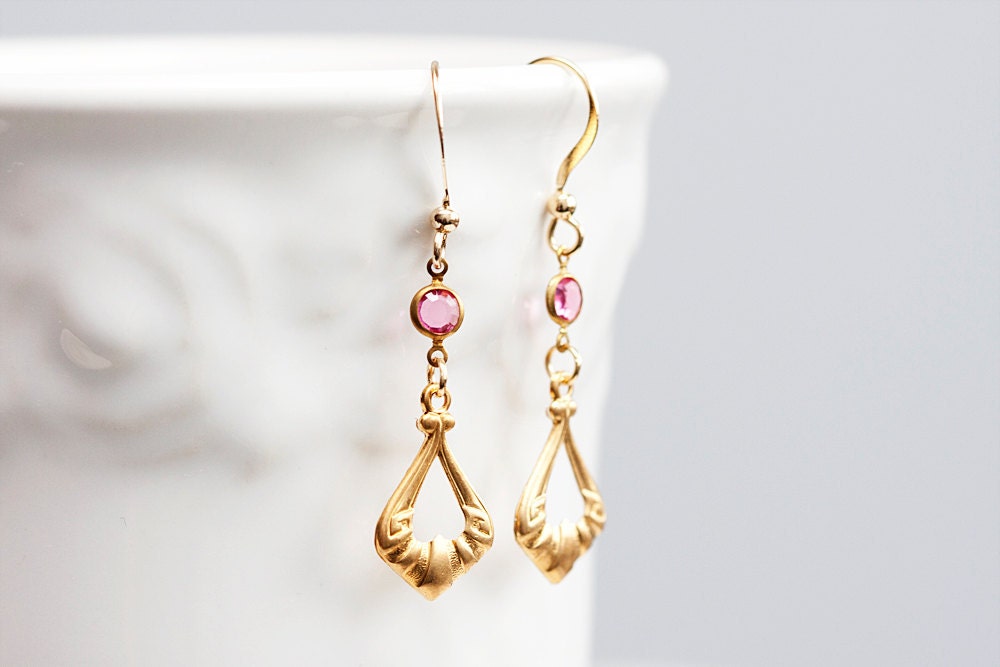 Gold Drop Earrings Pink Resin Crystal Connector Elegant Drop Dangle Gold Earrings Delicate Jewelry - E147