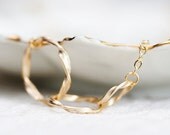 Three Circle Necklace Gold Linked Circles Eternity Necklace Interlocking Triple Circle Friendship Jewelry - N211