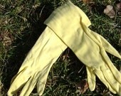 Vintage Lime Green Glove with ruching - Size Small