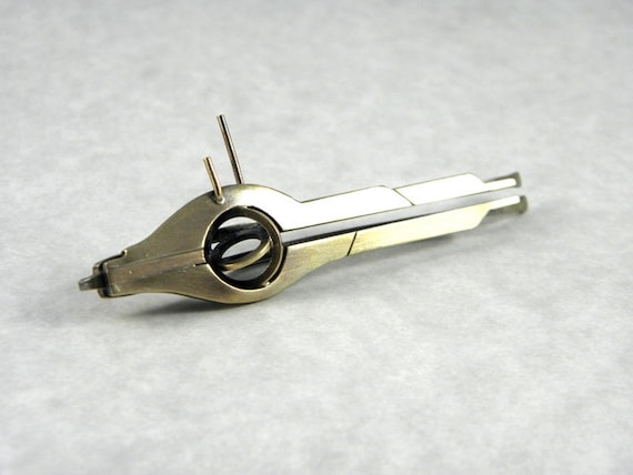 Mass Relay Tie Clip ( Reserved for "demondownload" )