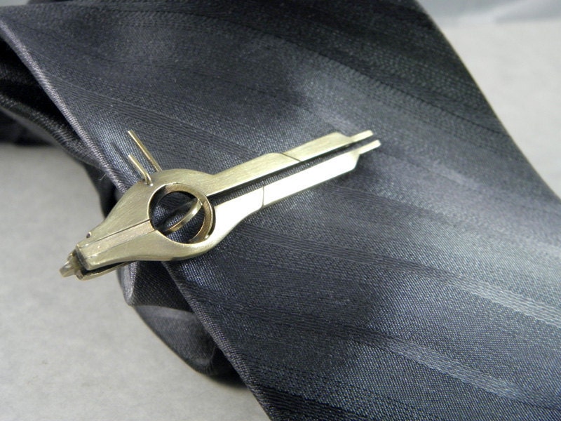 Mass Relay Tie Clip ( Reserved for "demondownload" )